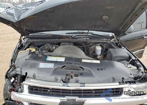 2000 Chevrolet Silverado C1500 from USA, damaged, VIN 1GCEC14W3YZ363434